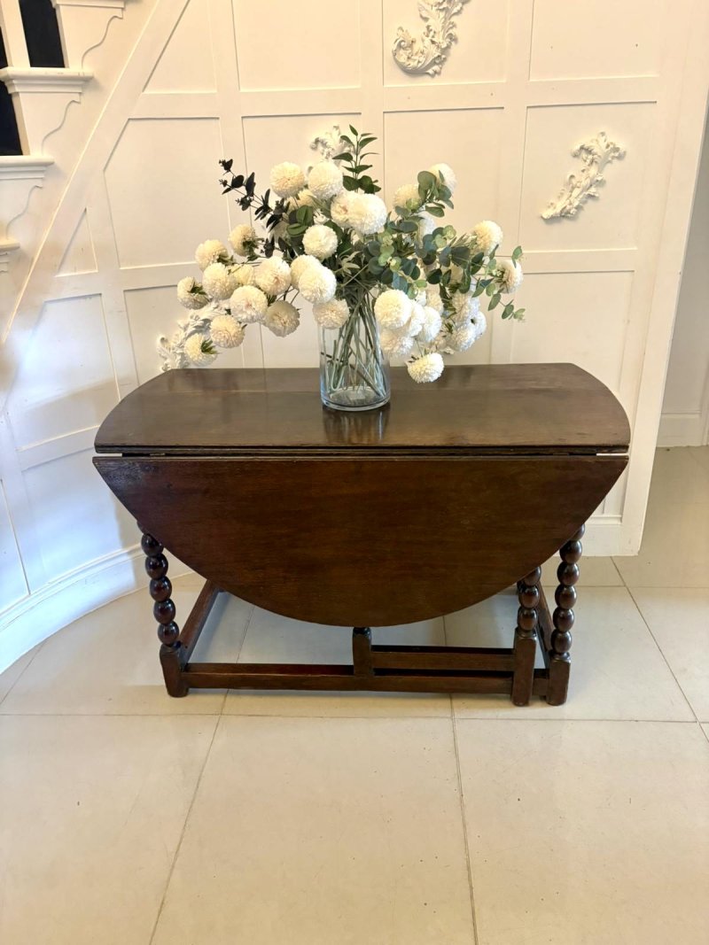 Exceptional Quality Antique 17th Century Oak Gateleg 6 Seater Dining Table with Bobbin Turned Legs - Image 4
